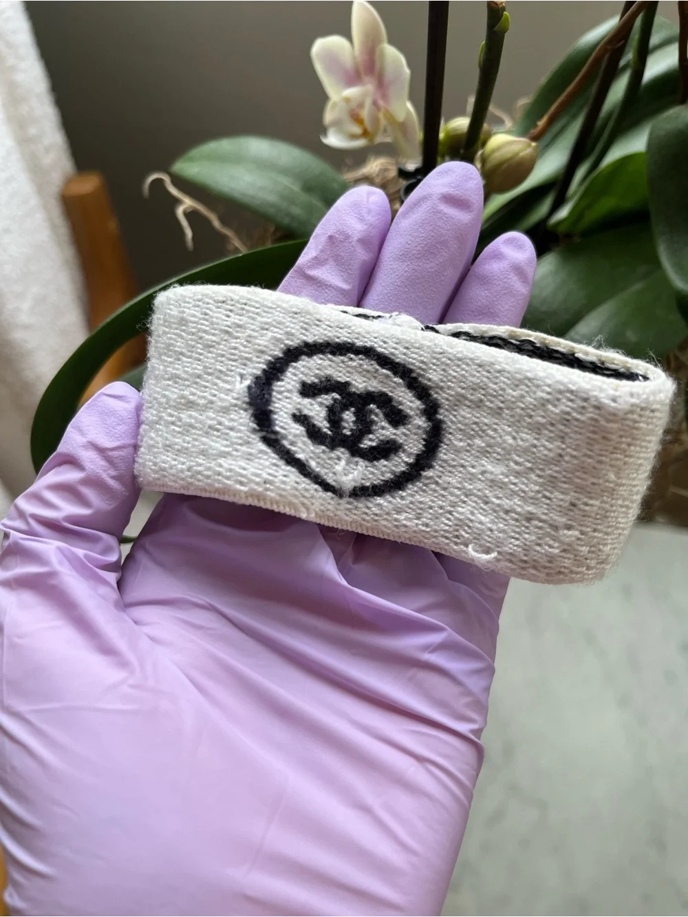 CHANEL Ivory & Black CC Terrycloth Knit Logo Wristband Vintage